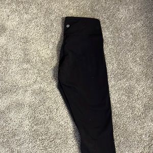 size 4 black lululemon leggings